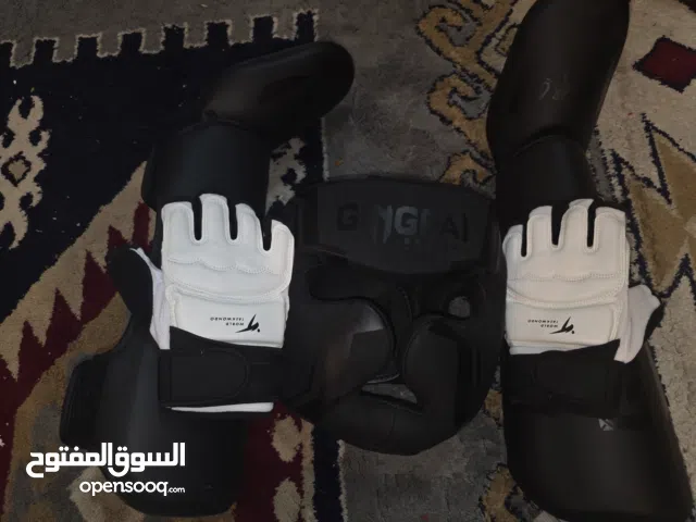 للبيع لبس فنون قتاليه جديد جوده عاليه السعر 20