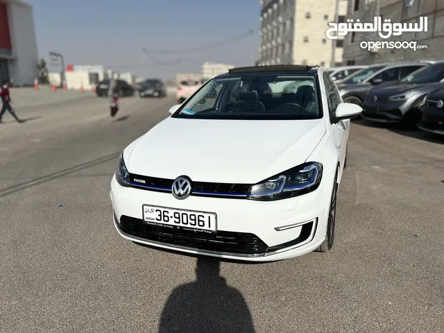 فولكس فاجن اي جولف 2019