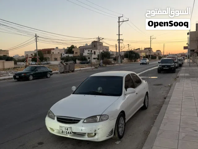 1996 هيونداي افانتي Limited