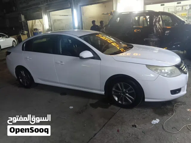 2011 Renault Safrane Standard