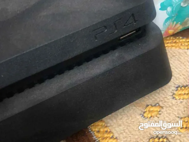 بلاي ستيشن 4 اسود سلم