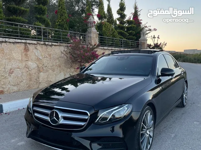 Mercedes benz E300 بنزين بحالة الوكالة