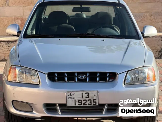 2002 هيونداي اكسنت GLS