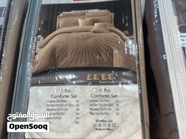 لحاف سرير لشخص واحد 4 قطع جديد (السعر اقل من المعروض 125)