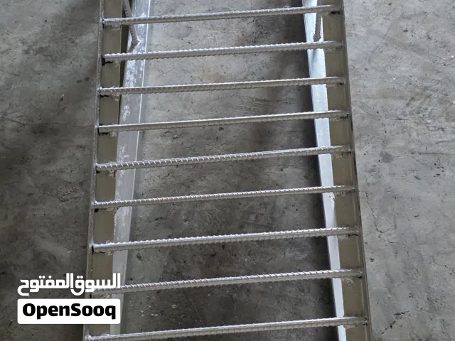 رافع سياره لعمال الصيانه العدد 2 جديد وقوة تحمل