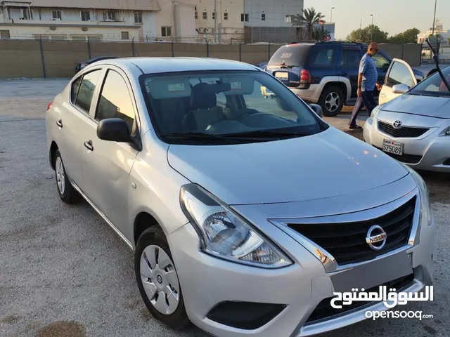 Nissan Sunny 2018