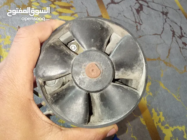 السلام عليكم ورحمة الله وبركاته ماطور جهاز جري 1300واط حقيقي وهاي تفاصيله مكتوبه