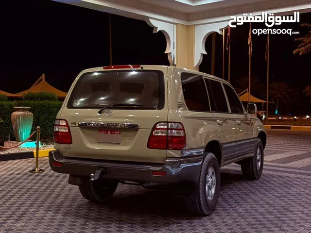 تويوتا لاند كروزر 2003 ثمانيه سلندر وارد اليابان للبيع