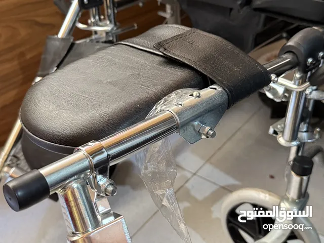 كرسي طبي متحرك جديد استخدام مرة واحده للبيع