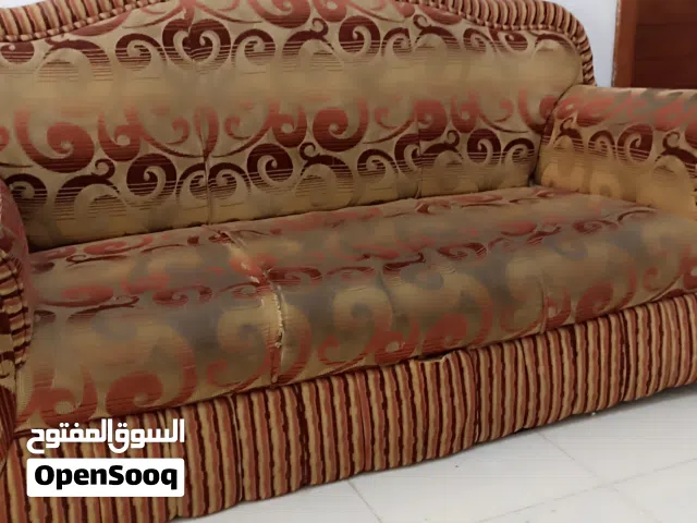 السلام عليكم ورحمة الله متوفر صالون ربي يبارك اللوح متاعه وتعالى وشوف بروحك حاجة ربي يبارك