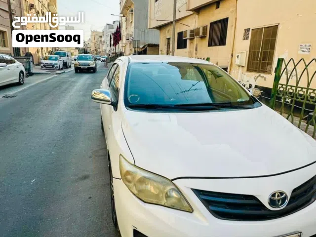 Toyota corolla white