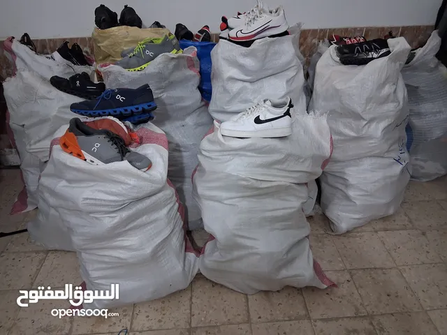 الفرزه بالكامل شوزات أوروبي أقرأ الإعلان جيدآ
