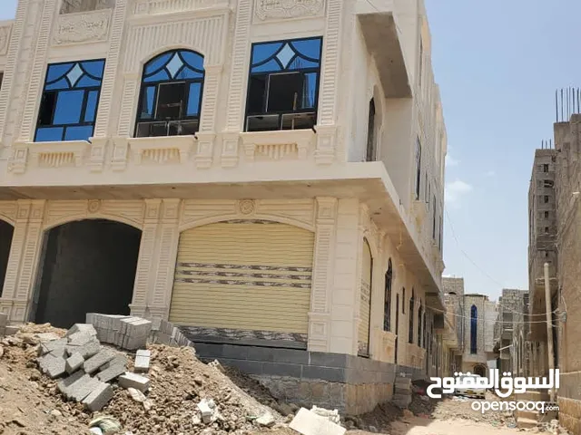 130 m2 More than 6 bedrooms Townhouse for Sale in Sana'a Sheikh Zayed Street