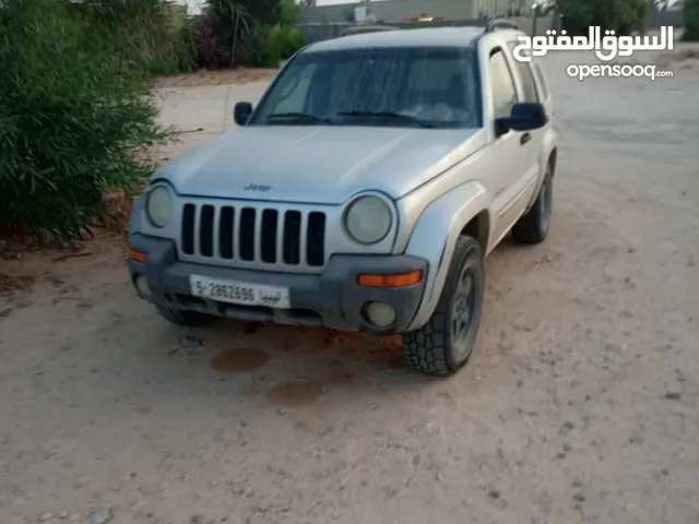 جيب لبرتي 2005 للبيع