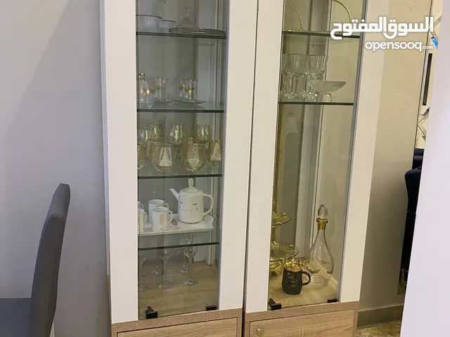 بوفيه مستعمل استعمال نظيف طرفين بوفيه واحد ب 250