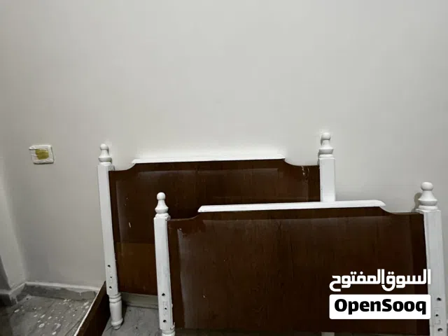 غرفة نوم صغيرة