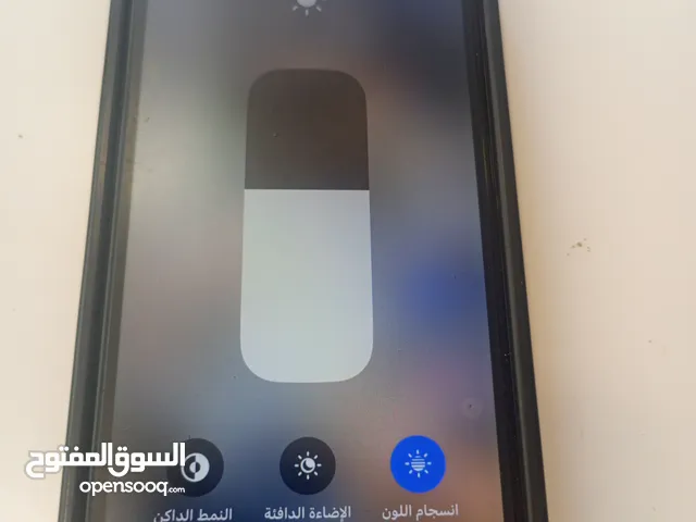 ايفون 11 بحاله ممتازه