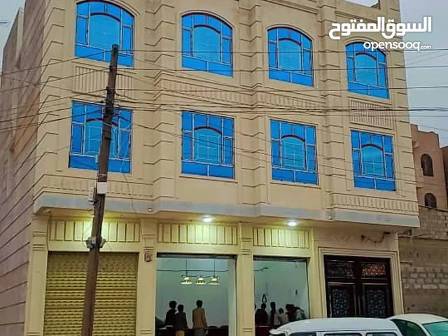 للبيع عماره تجاريه عررررطه درجه ثانيه من الشارع العام