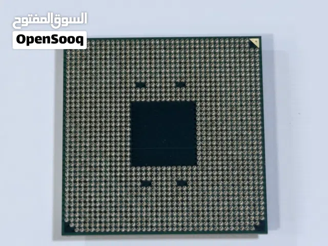 AMD Ryzen 5 5600X مع العلبة الأصلية