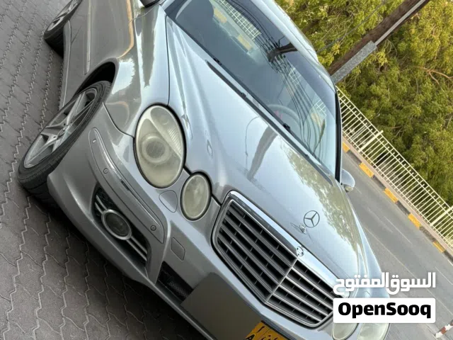 2004 مرسيدس بنز الفئة-E E 240