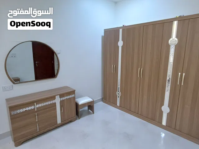 Bedroom set of 6 pieces طقم غرفة نوم من 6 قطع