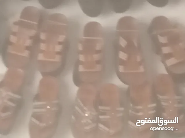 35 Casual Shoes in Al Hudaydah