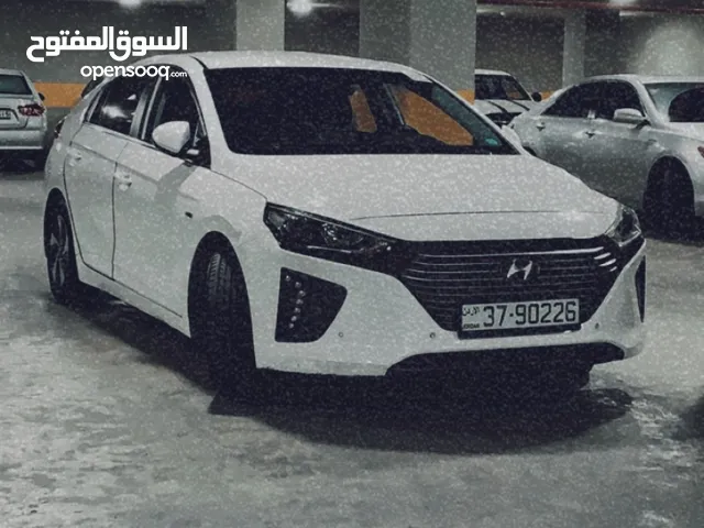 Hyundai loniq Hybrid 2016