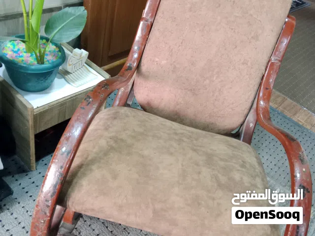 كرسي هزاز خشب