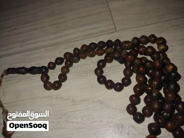 سبحة مصنوعة من خشب الكوك الطبيعي