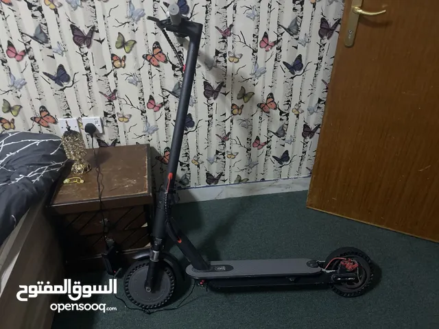 Electric scooter negotiable