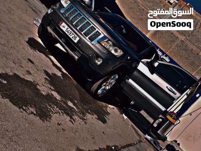 2012 جيب جراند شيروكى Laredo