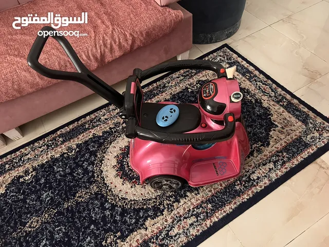 عربة أطفال