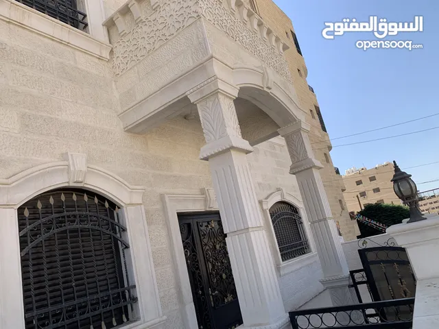 شبه فيلا للإيجار في ماركا الشمالية