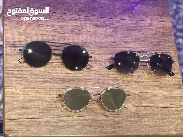 للبيع 3 نظارات اصليه