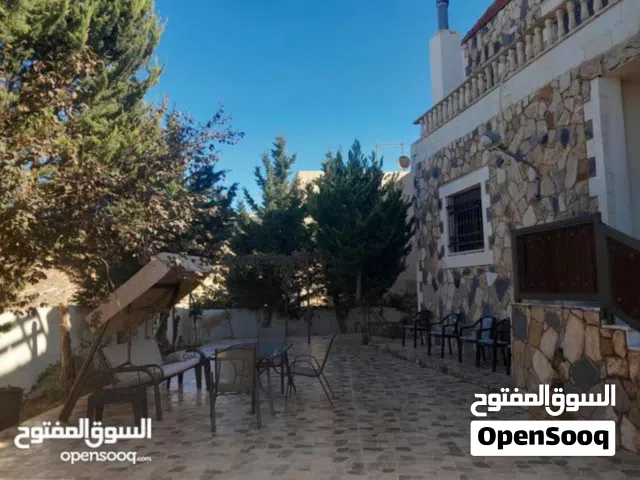 300 m2 5 Bedrooms Villa for Sale in Salt Al Maghareeb