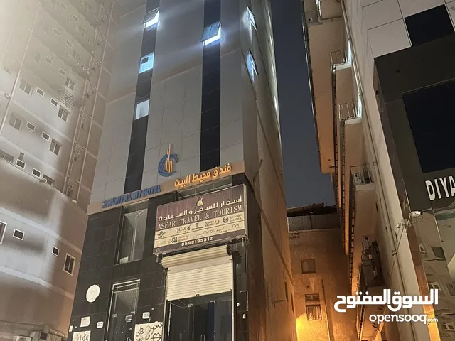 Furnished Monthly in Mecca Jarwal