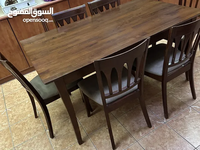 طاولة مطبخ خشبية مع 6 كراسي