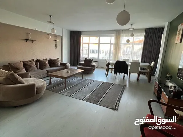 300 m2 4 Bedrooms Apartments for Rent in Istanbul Şişli
