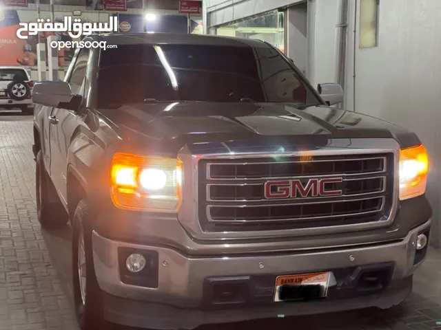 Used GMC Sierra in Southern Governorate