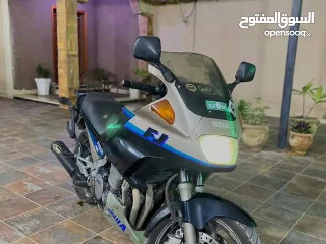 #بسم__الله__الرحمن__الرحيم #قمه_النضافه ———————— النوع: ياماها/yamaha سنه:2002 القوه:1200cc محرك:4سل