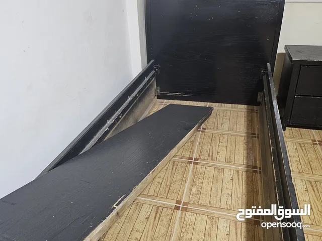 اثاث مستعمل للبيع غرفه نوم بدون أبواب وثلاجه وغساله