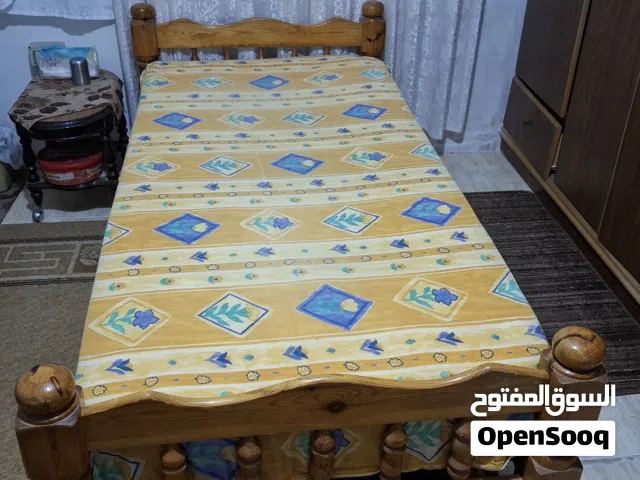 تخت مفرد خشب ثقيل .....................