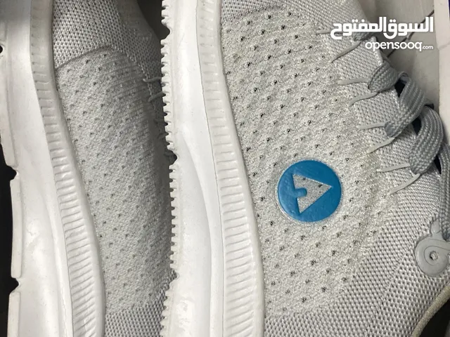 كوتشي Air walk original
