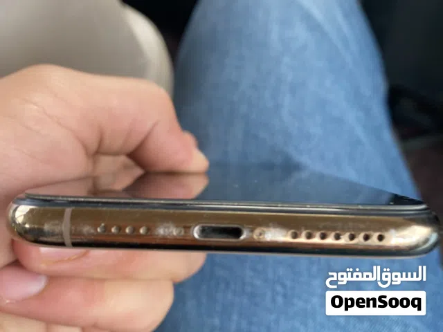 Apple iPhone 11 Pro Max 64 GB in Tripoli