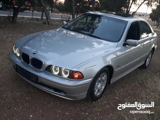 2002 BMW 525