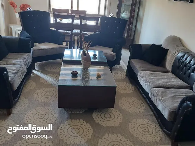 طقم كنب سبع مقاعد