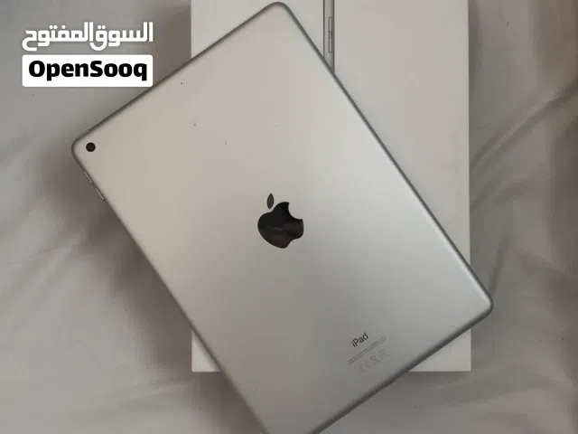 Apple iPad 8 128 GB in Sharjah