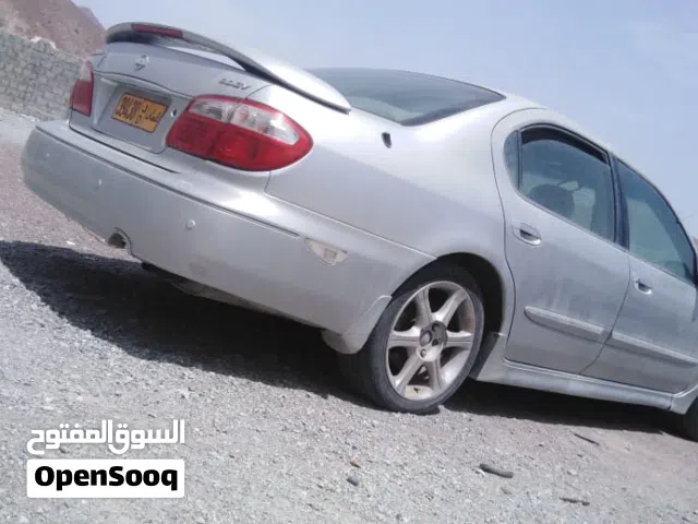 نيسان مكسيما