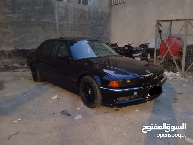 BMW 7 Series 1995 in Basra