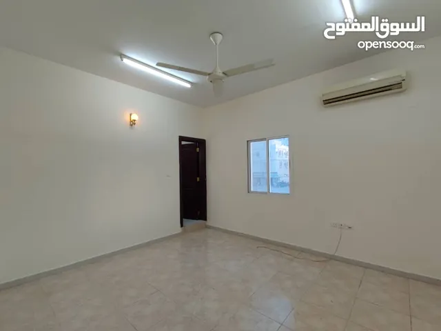 غرف مفروشه للشباب العمانين في الحيل الجنوبيه (بالقرب من دبي هايبرماركت)/ شامل